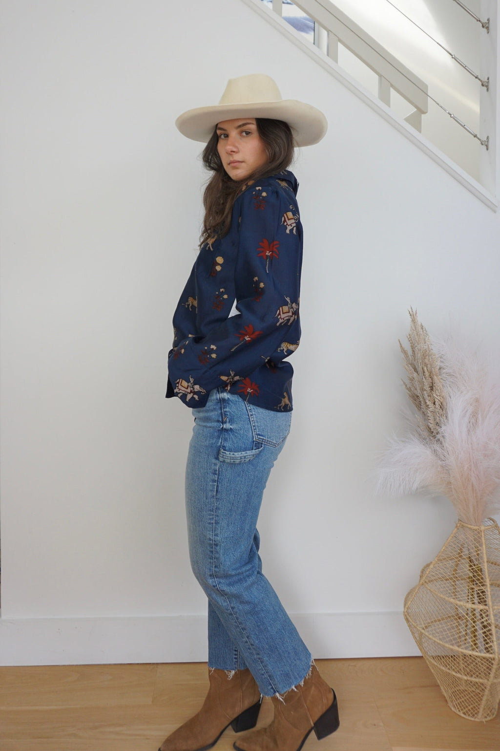 Avery Boxy Shirt - Navy Tiger