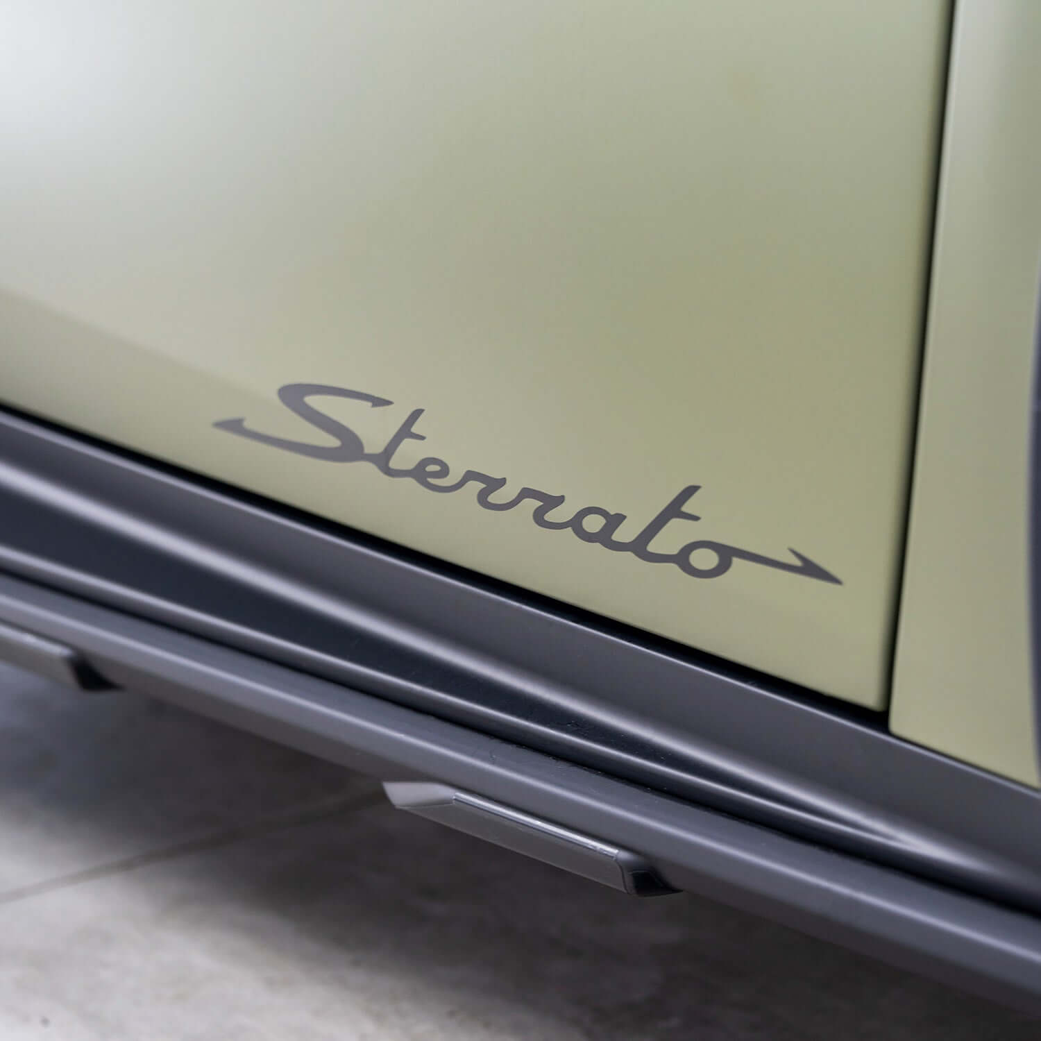 Huracan Sterrato Style Door Decals (x2)